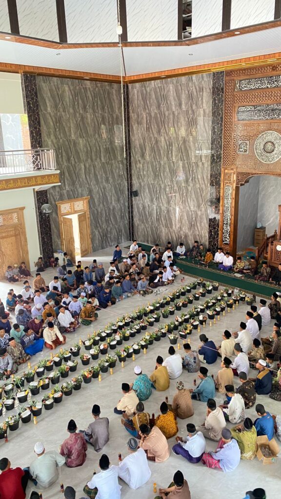 Memperingati Maulid Nabi Muhammad Saw